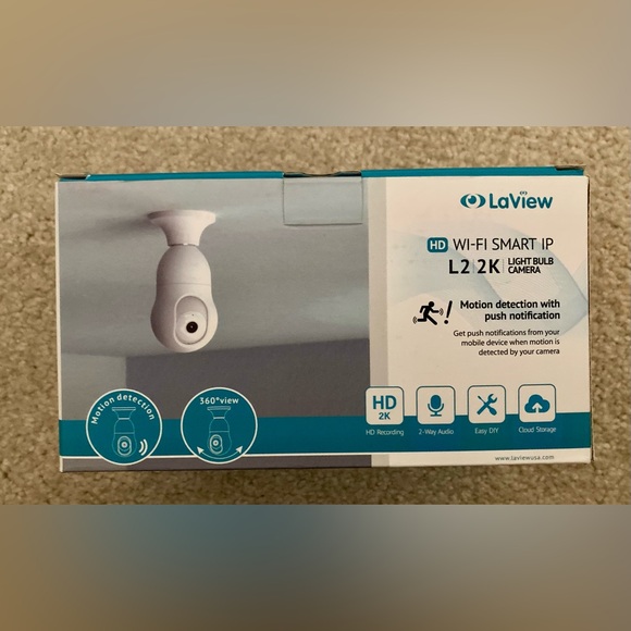 NIB LaView L2 2K Smart IP LIGHT BULB SECURITY CAMERA 360 VIEW MOTION DETECTION - Picture 2 of 5